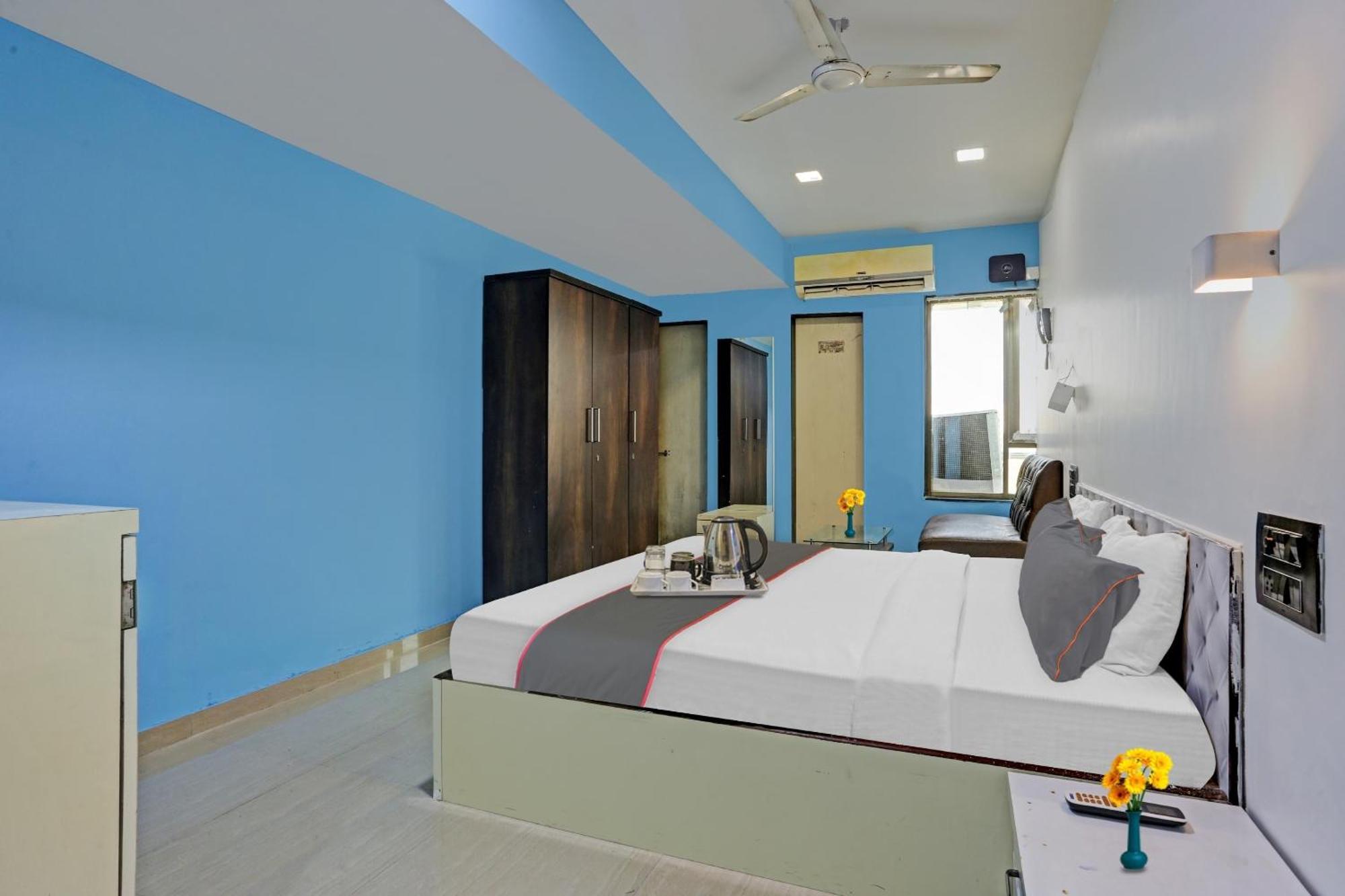 Oyo Salt House Hotel Mumbai Exterior photo